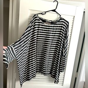 Oversized 3/4 sleeve thin shirt- shop impressions boutique